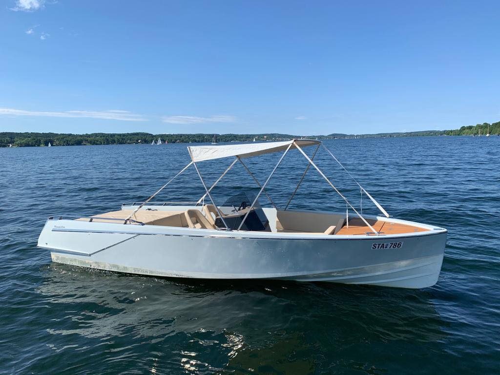 Verleihboot auf dem Wasser