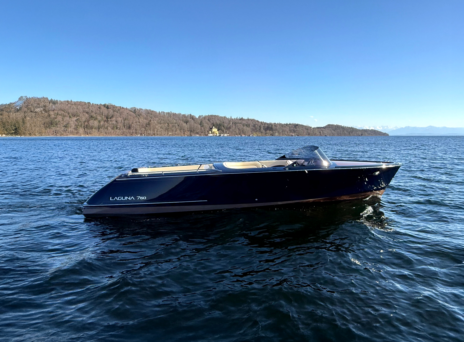 Boot am Steg