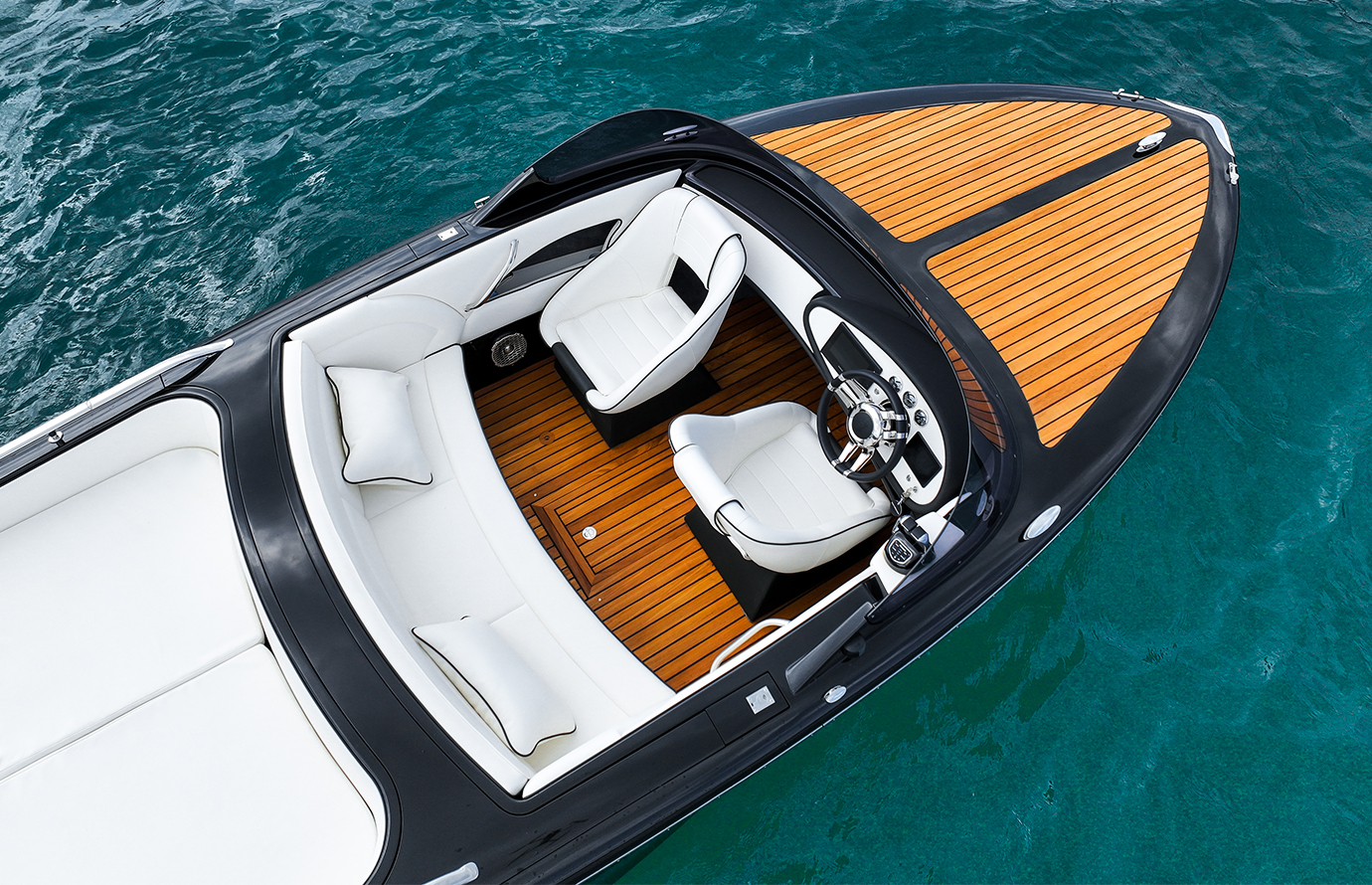 Marian EVO 700 am Steg